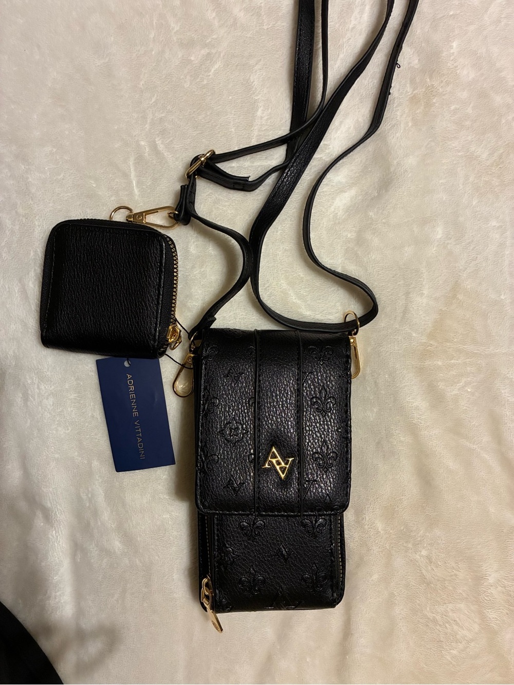 Adrienne Vittadini Crossbody/Phone Case